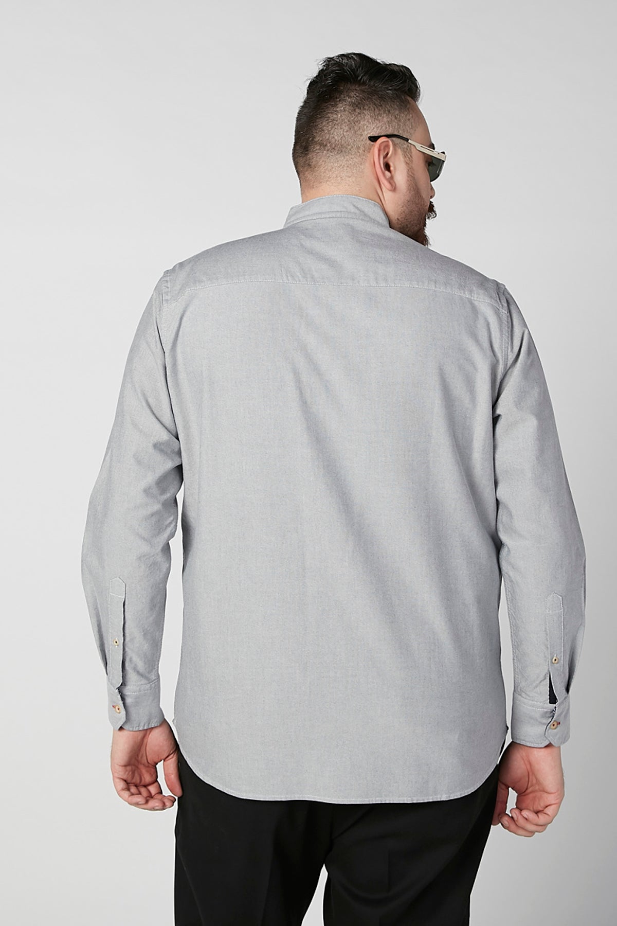 Plain Shirt with Mandarin Collar and Long Sleeves