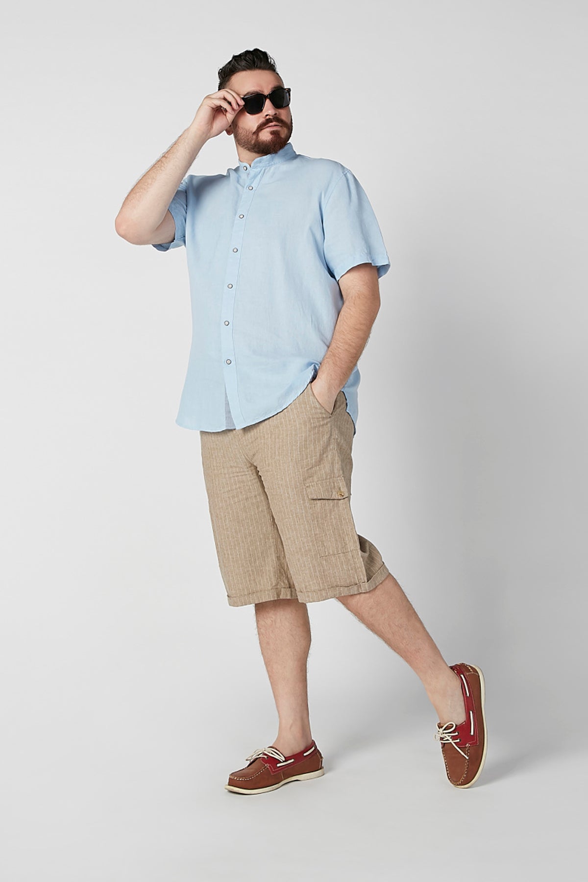 Plain Shirt with Mandarin Collar and Long Sleeves