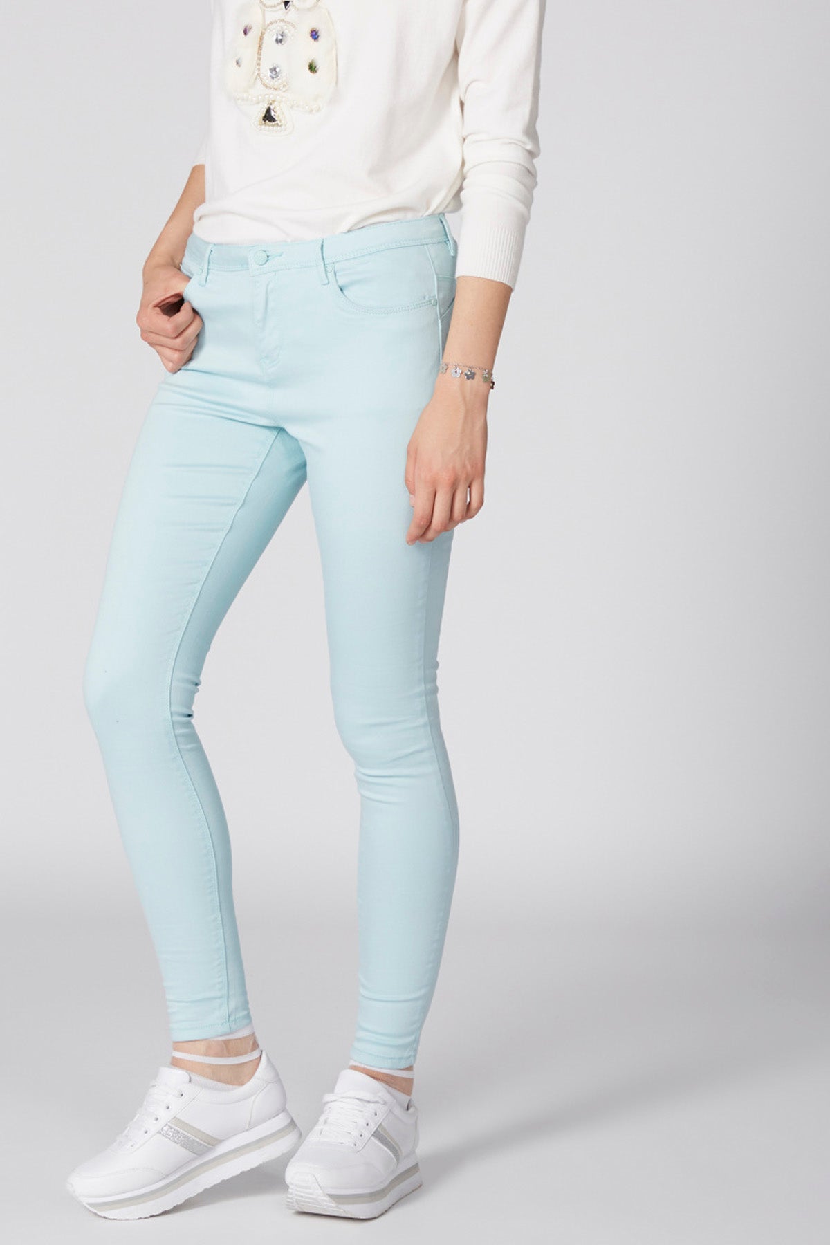 Full Length Pants with Button Closure and Pocket Detail