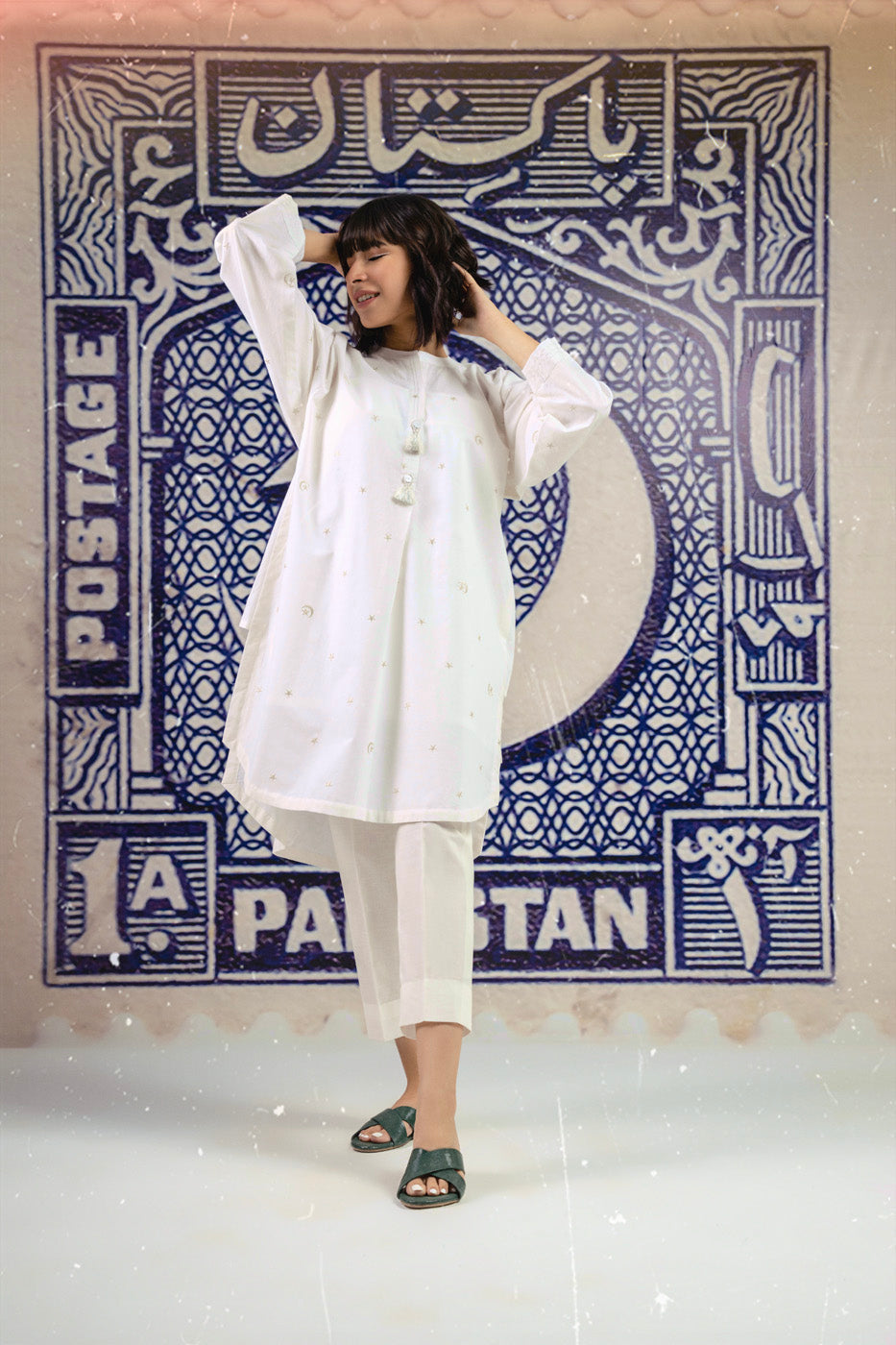 Dyed Embroidered Dobby Kurti