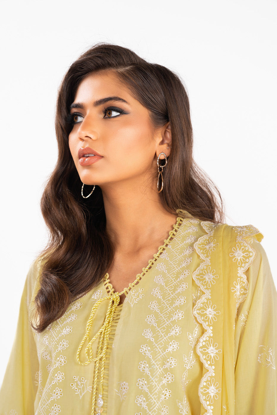 3 Pc Embroidered Lawn Suit With Chiffon Dupatta