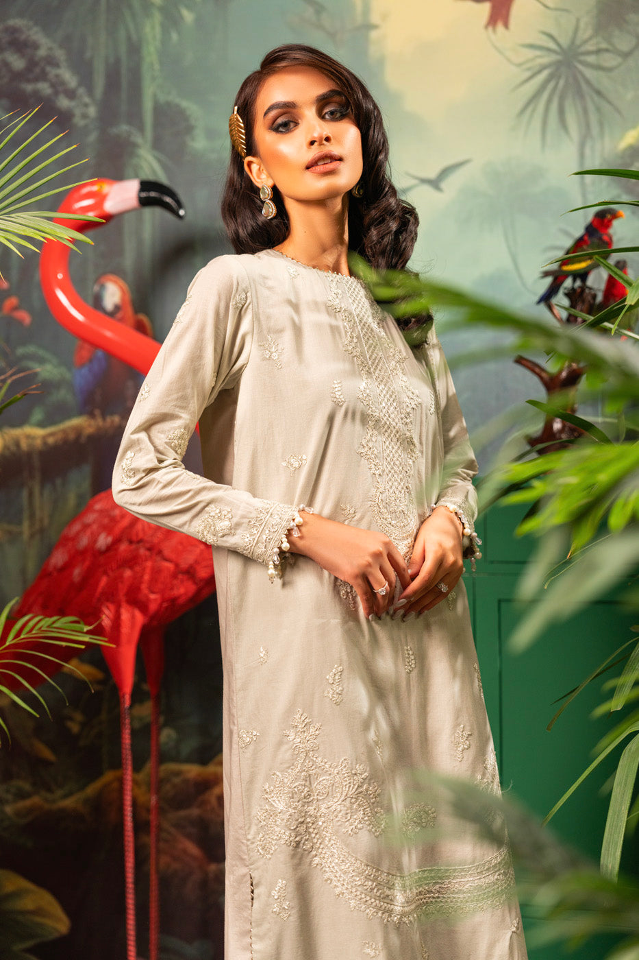 3 Pc Embroidered Lawn Suit With Chiffon Dupatta