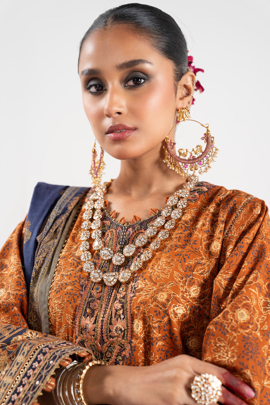 3 Pc Embroidered Cambric Suit With Lawn Dupatta