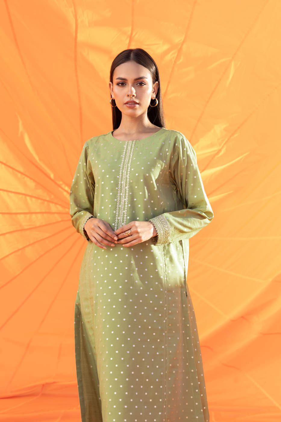 Zari Kurti