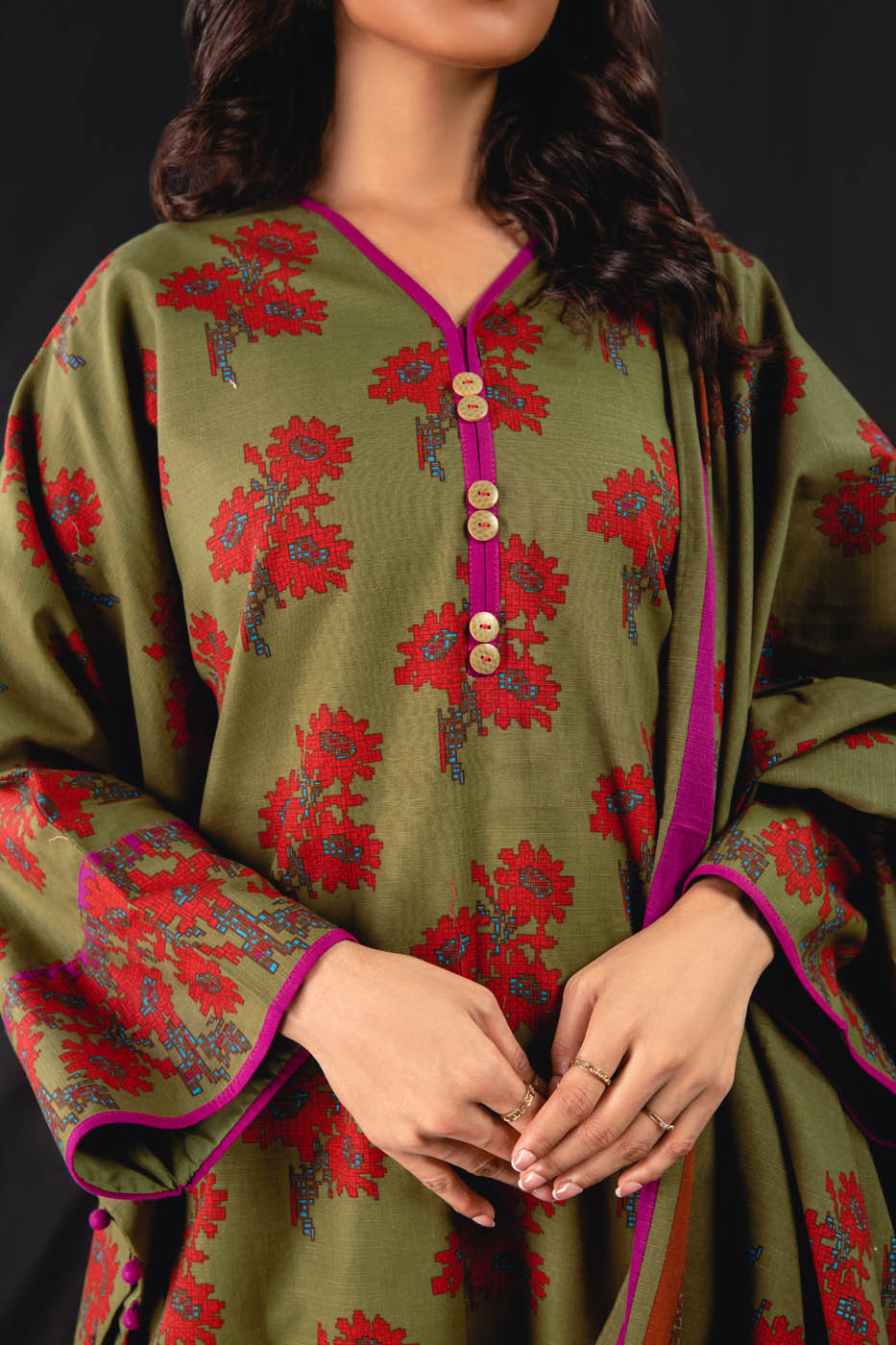 3 Pc Printed Khaddar Suit With Khaddar Dupatta