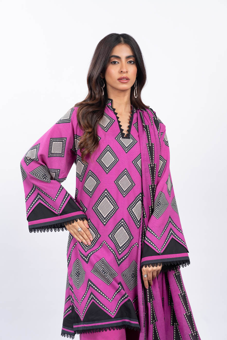 3 Pc Printed Khaddar Suit With Pashmina Shawl