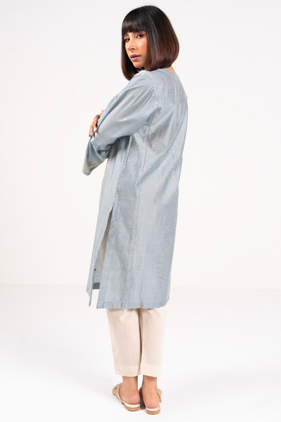 Dyed Embroidered Zari Kurti