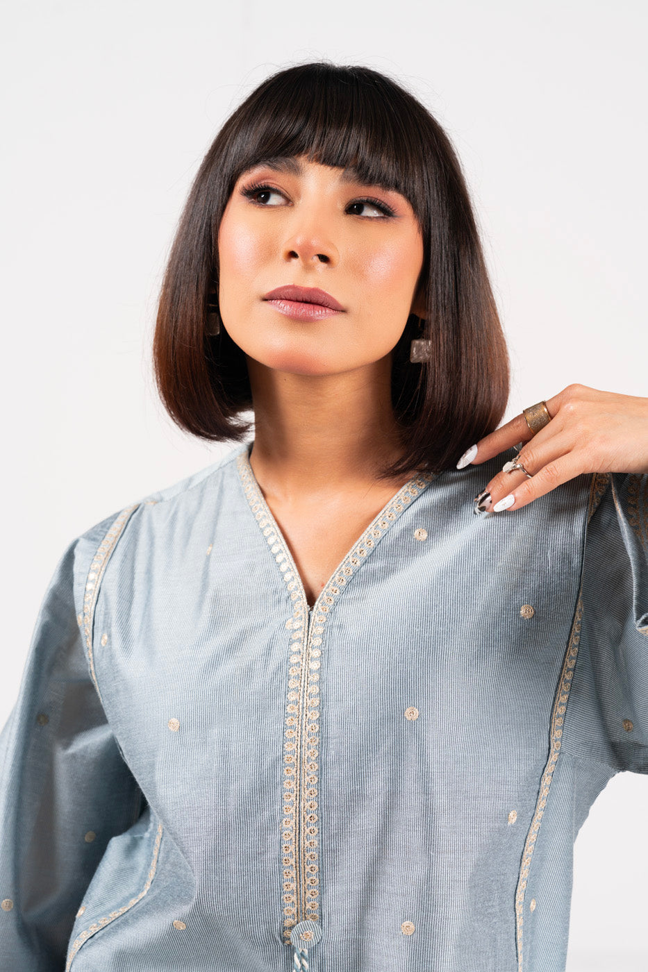 Dyed Embroidered Zari Kurti