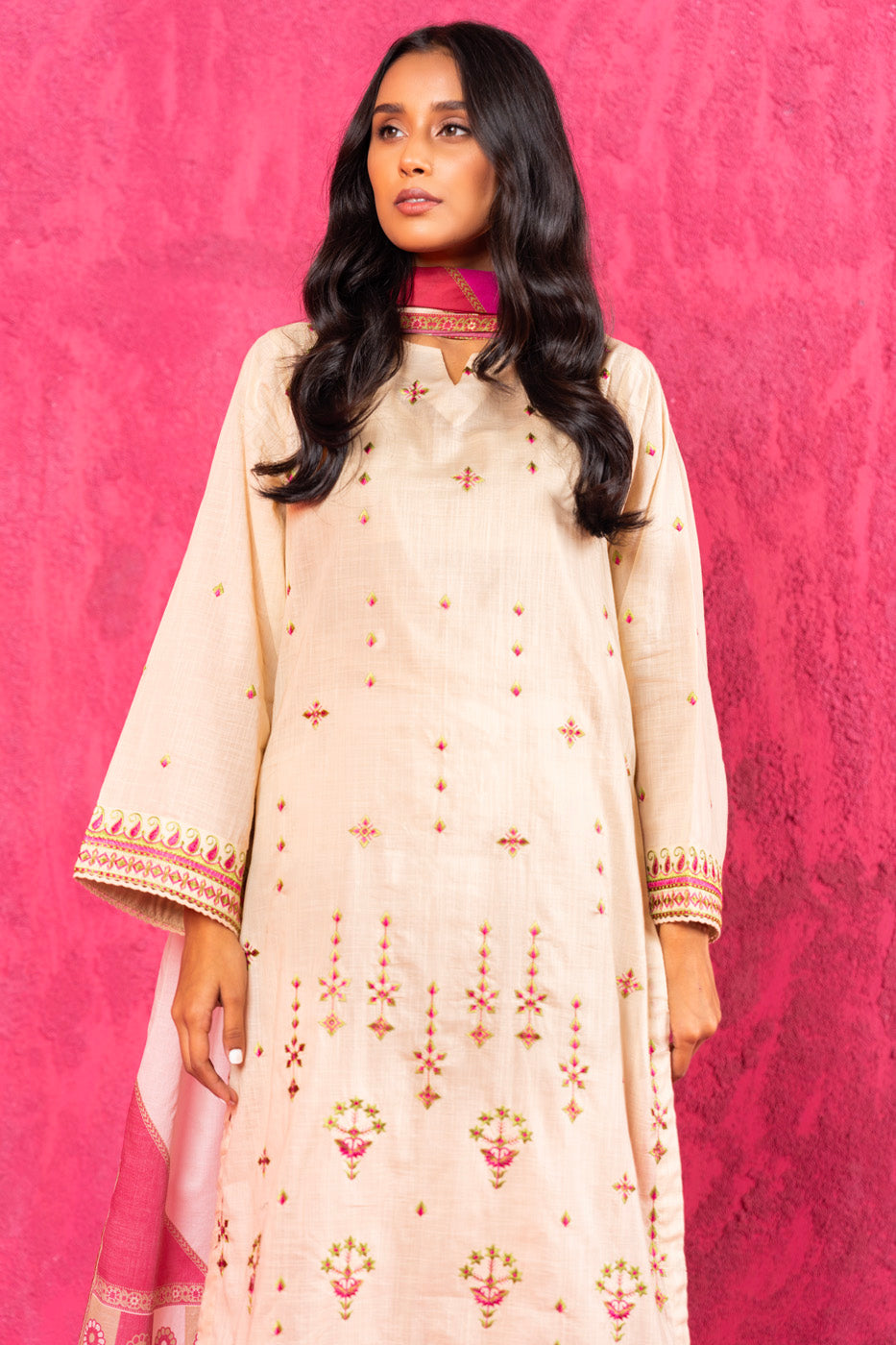 2 Pc Embroidered Slub Lawn Outfit