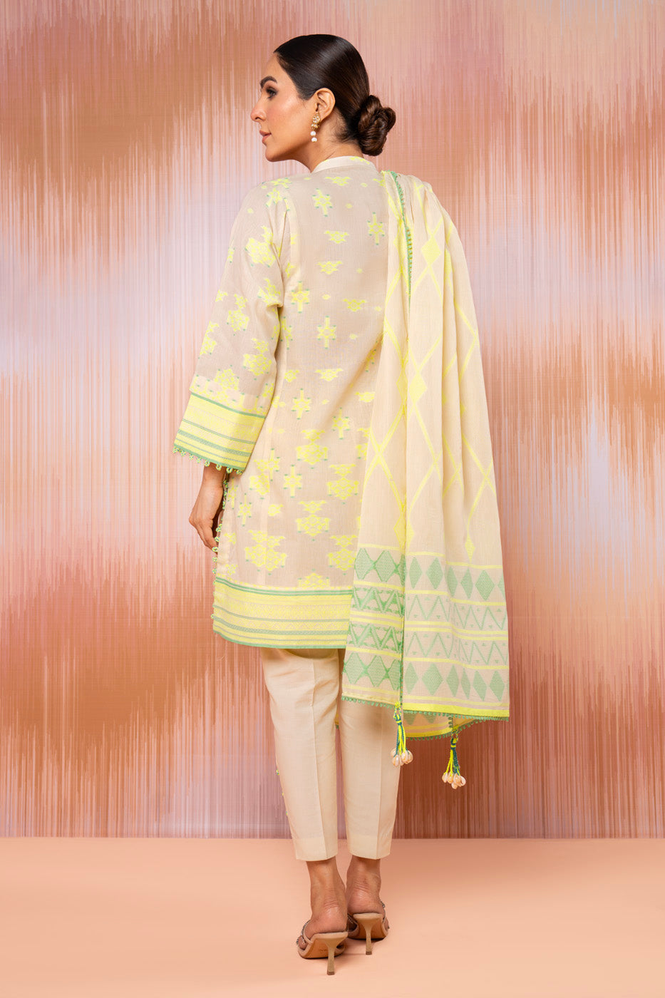 3 Pc Jacquard Suit With Jacquard Dupatta