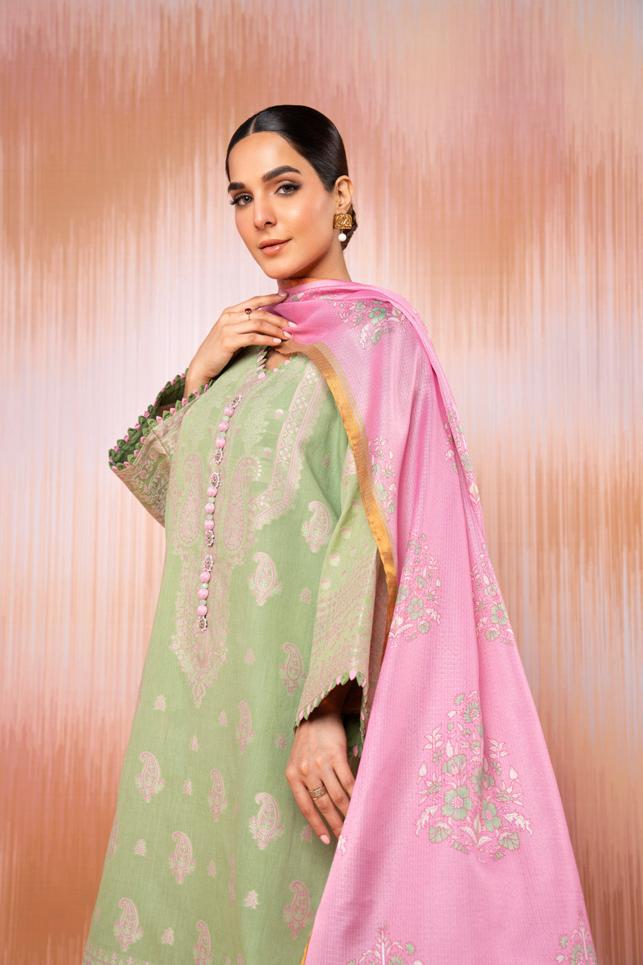 3 Pc Jacquard Suit With Zari Net Dupatta