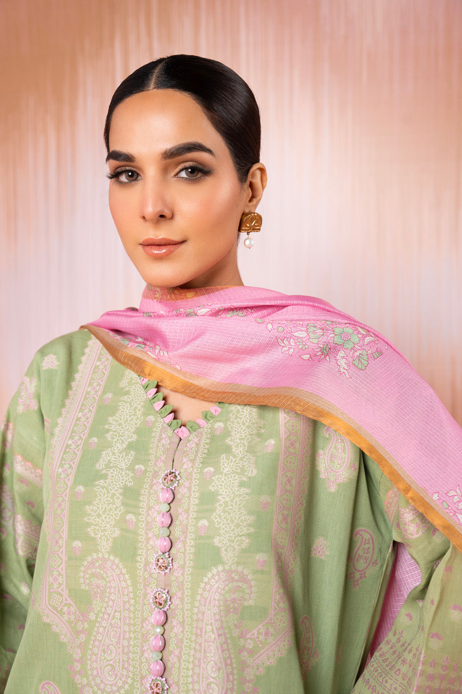 3 Pc Jacquard Suit With Zari Net Dupatta