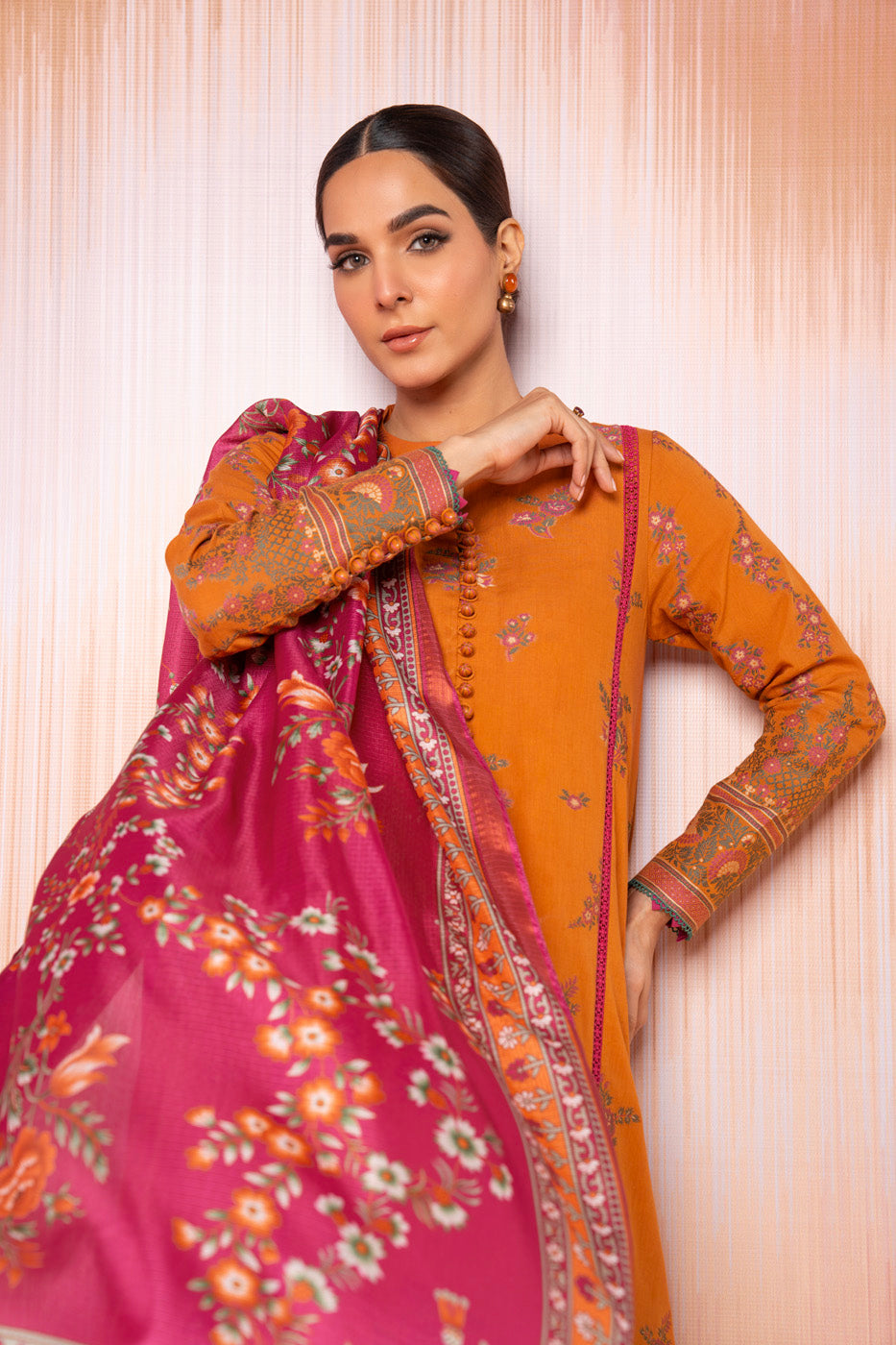 3 Pc Jacquard Suit With Zari Net Dupatta