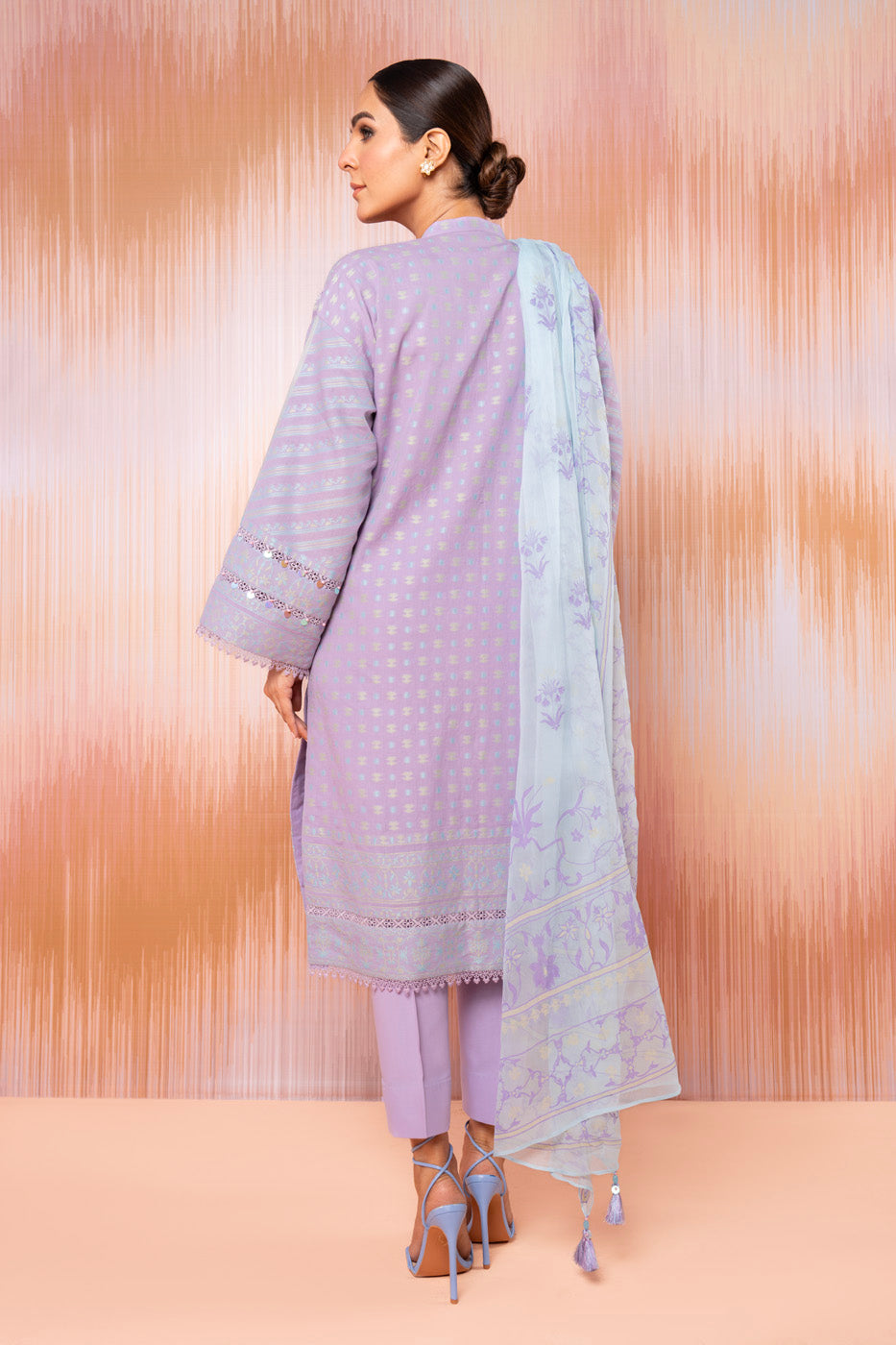 3 Pc Jacquard Suit With Chiffon Dupatta
