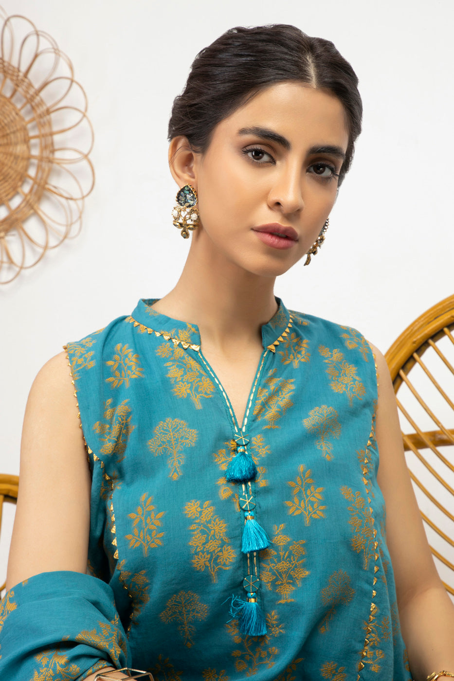 3 Pc Printed Jacquard Suit With Jacquard Dupatta