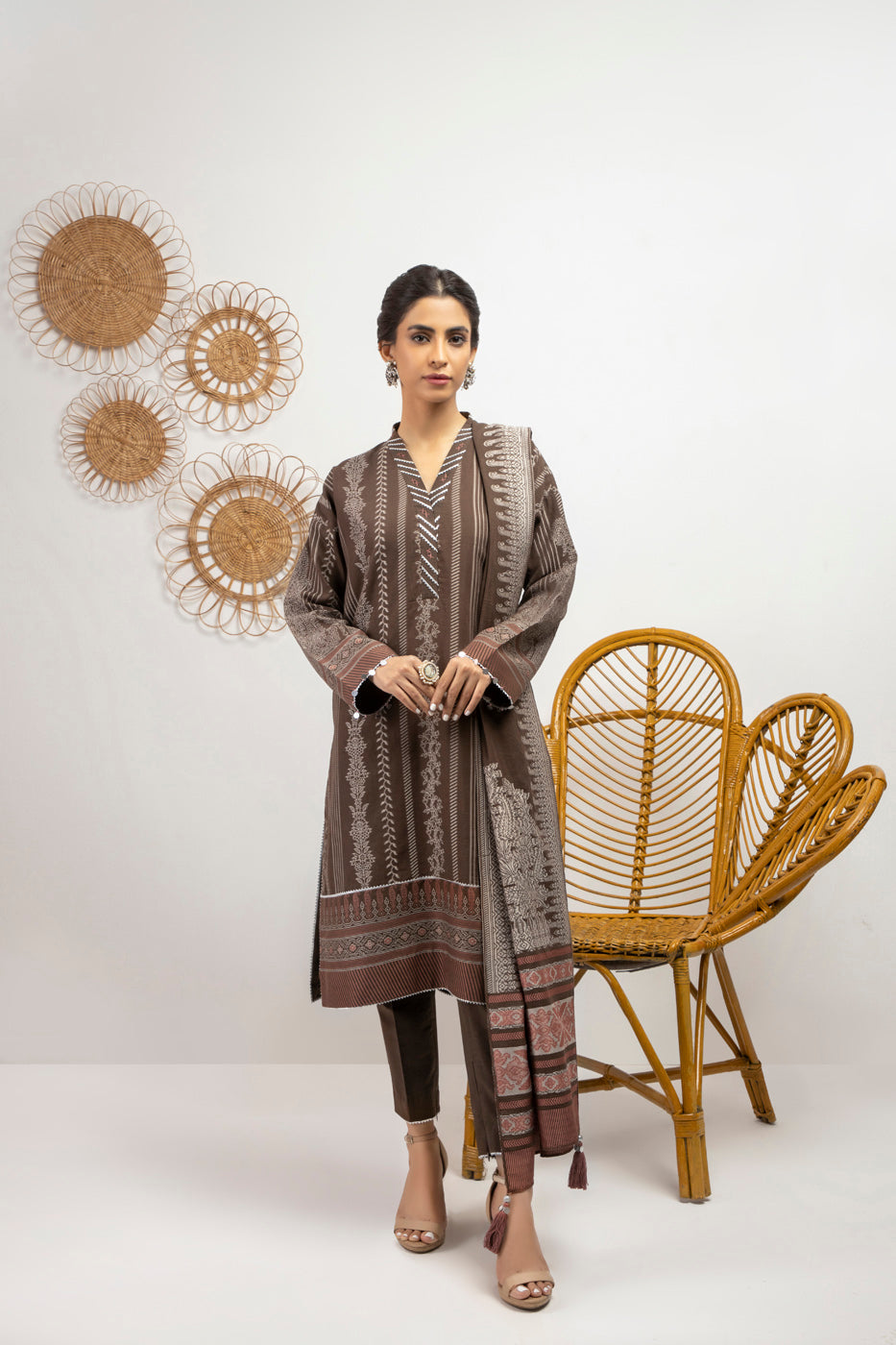 3 Pc Printed Jacquard Suit With Jacquard Dupatta