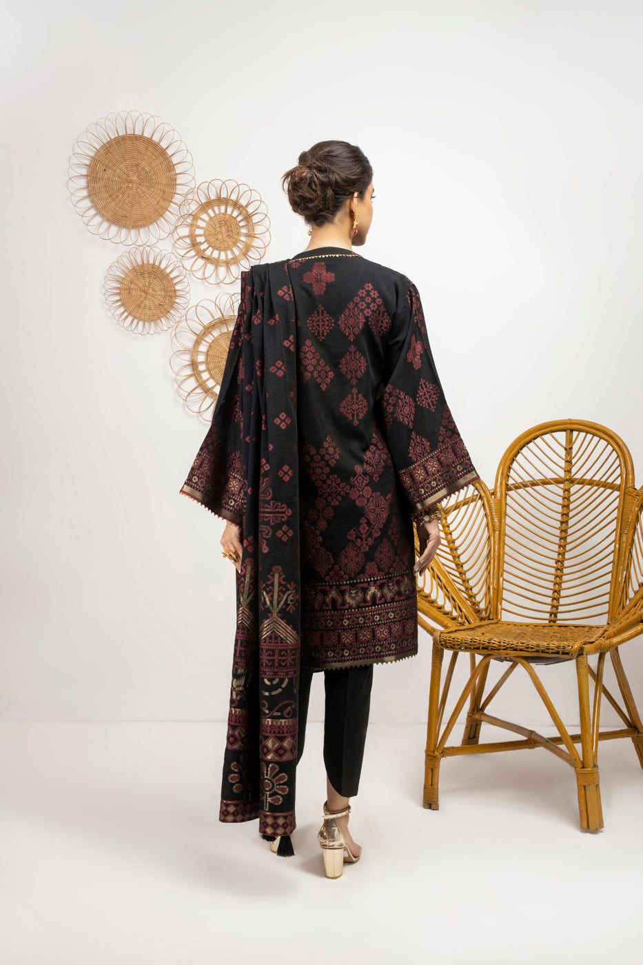 3 Pc Printed Jacquard Suit With Jacquard Dupatta