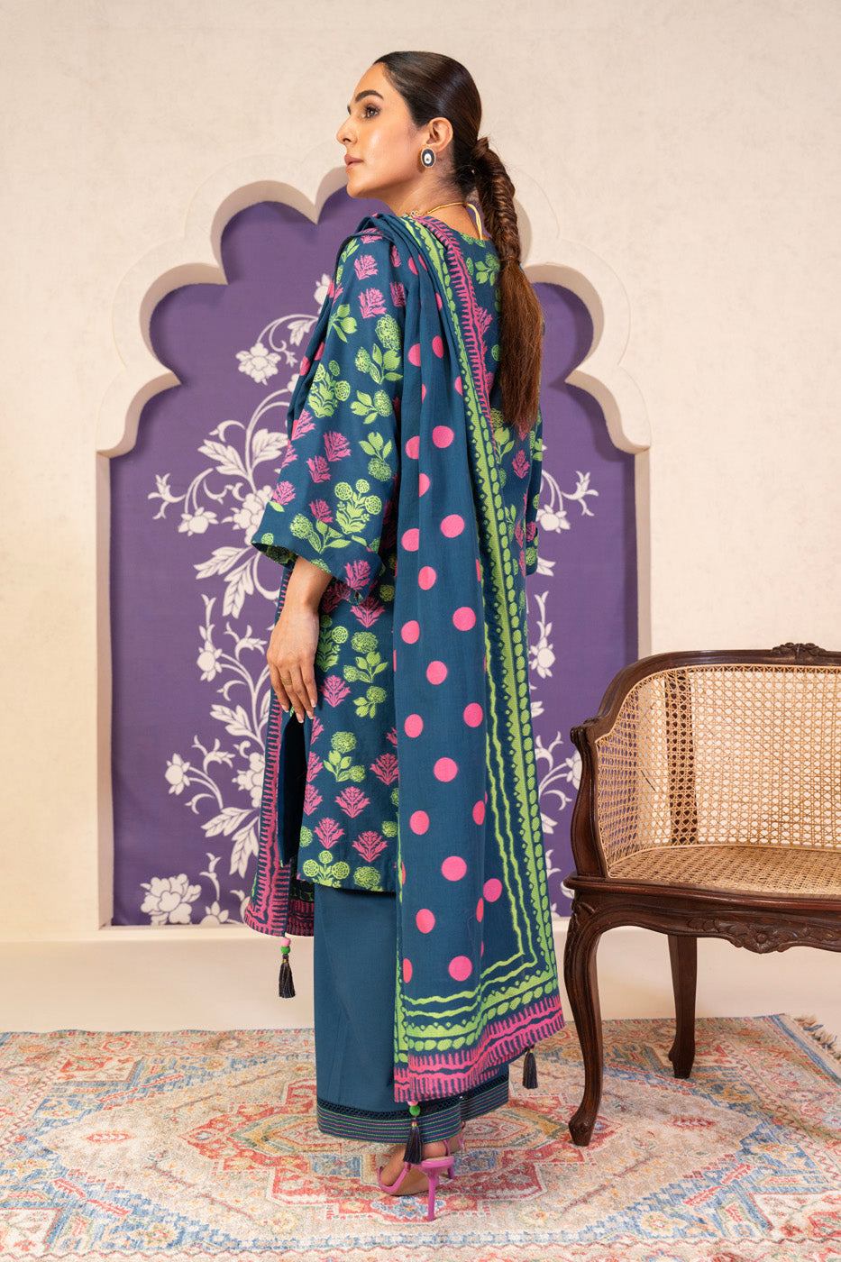 3 Pc Jacquard Suit With Jacquard Dupatta (Copy)