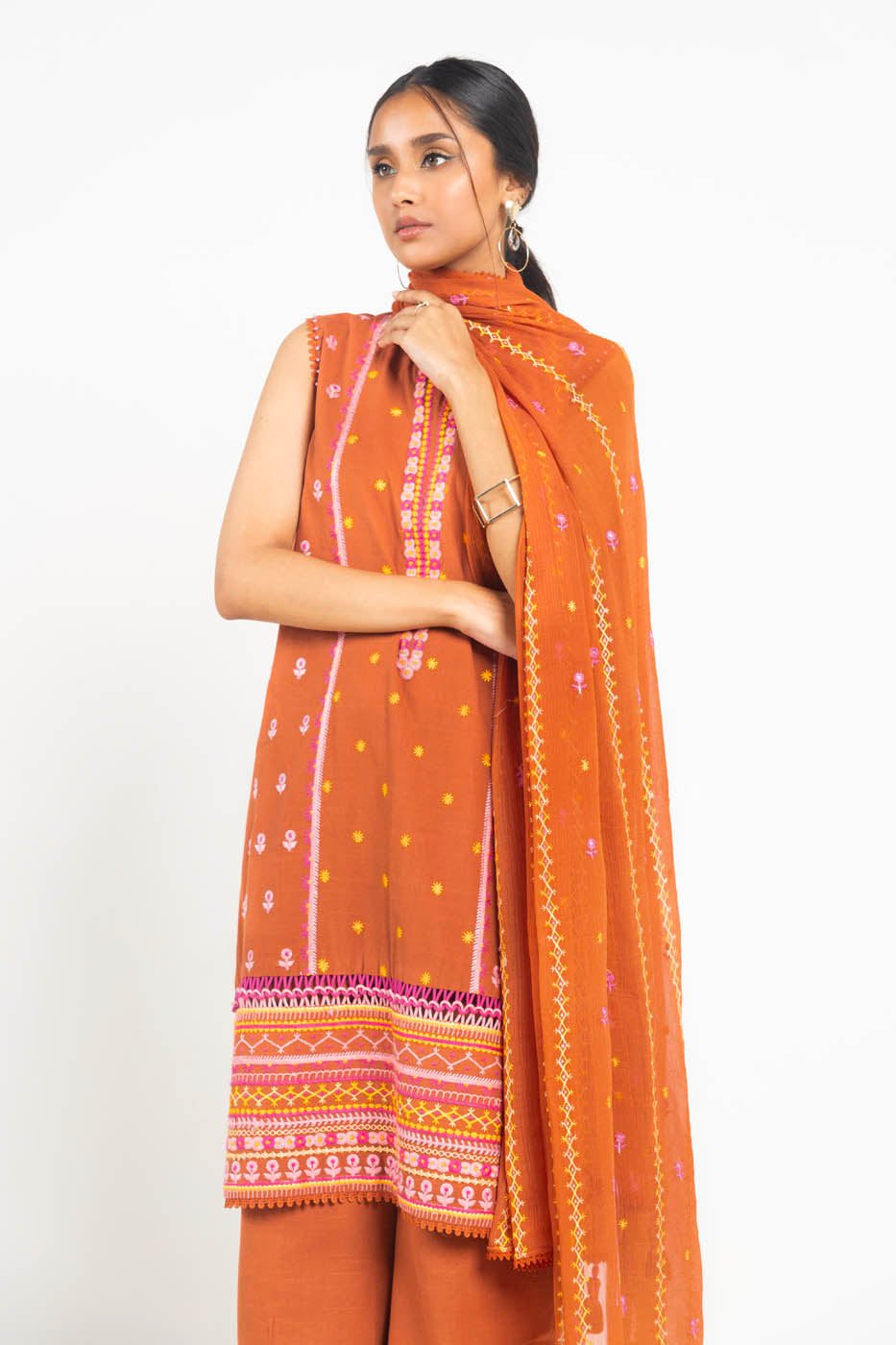 3 Pc Embroidered Khaddar Suit With Bamber Dupatta
