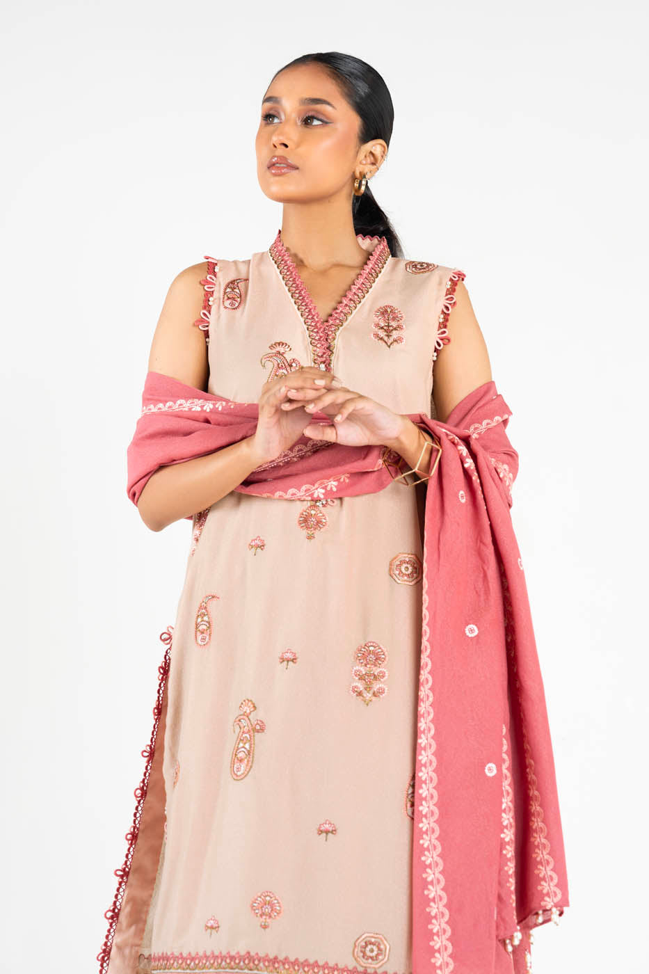 3 Pc Embroidered Karandi Suit With Karandi Dupatta