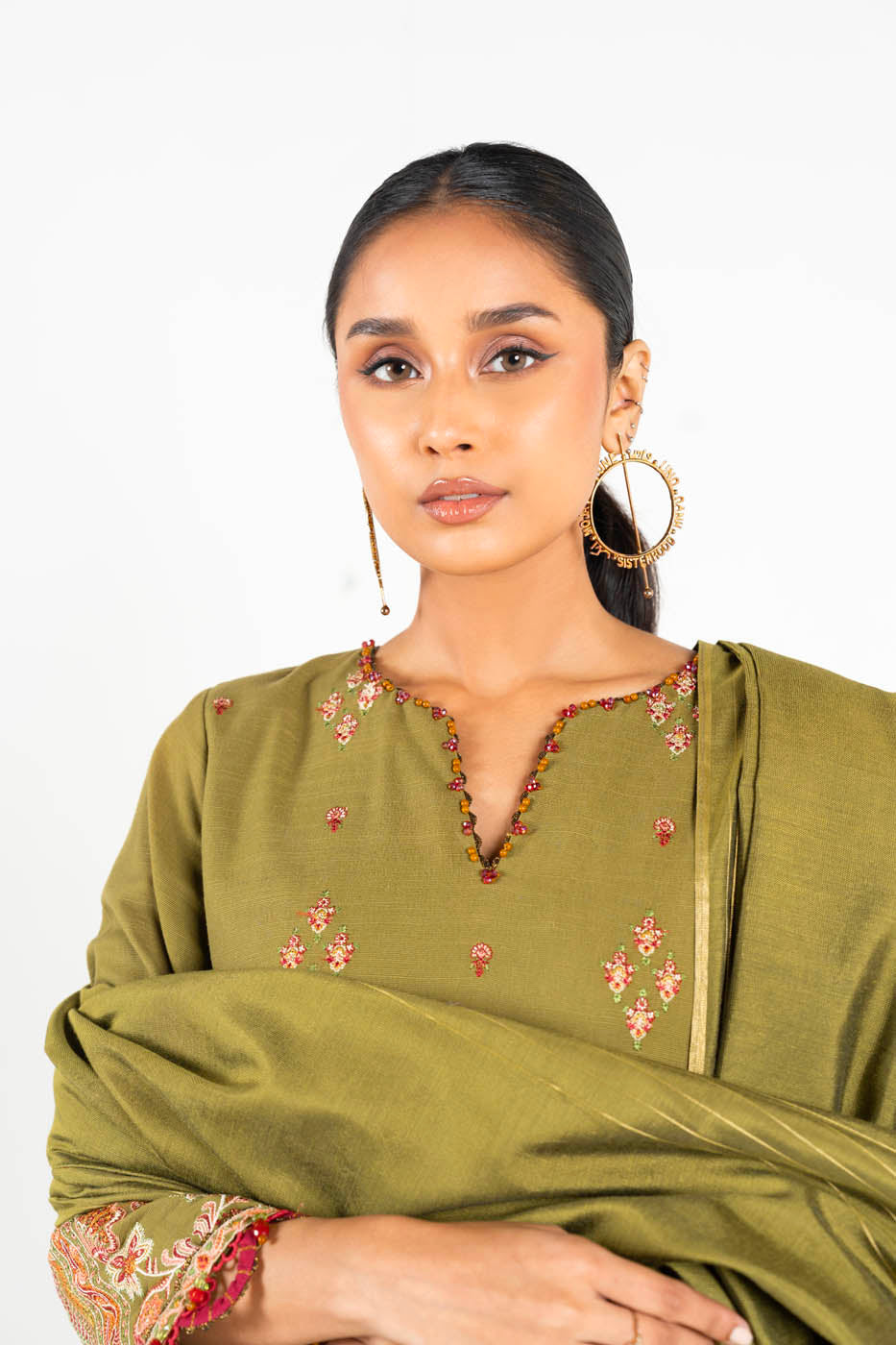 3 Pc Embroidered Khaddar Suit With Yarn Dyed Dupatta