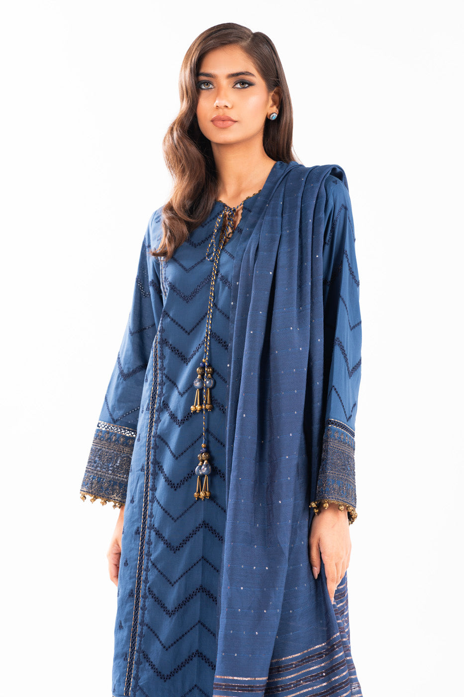 3 Pc Embroidered Lawn Suit With Yarn Dyed Dupatta