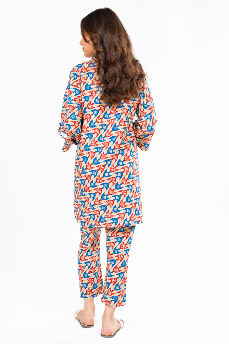 2 PC Printed Khaddar Outfit