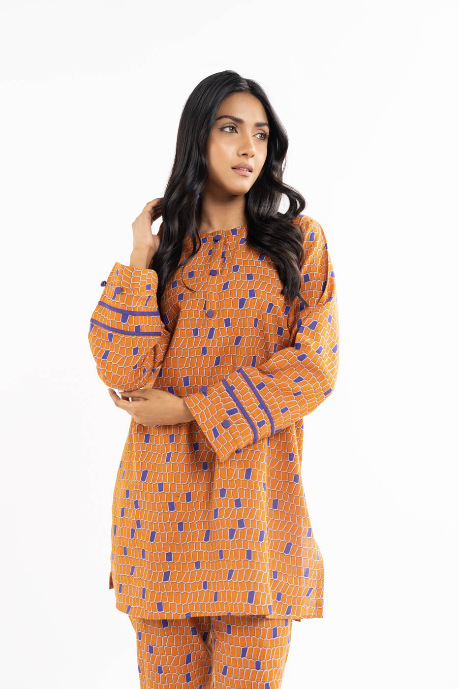 2 PC Printed Khaddar Outfit