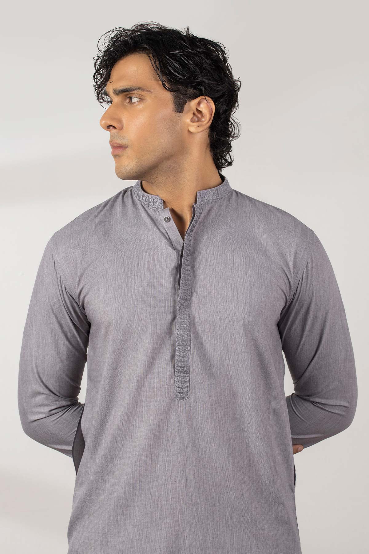 Dyed Embroidered Blended Kurta