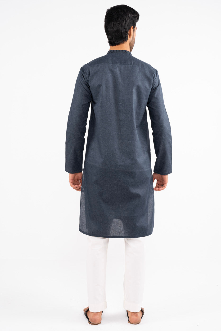 Dyed Embroidered Karandi Kurta