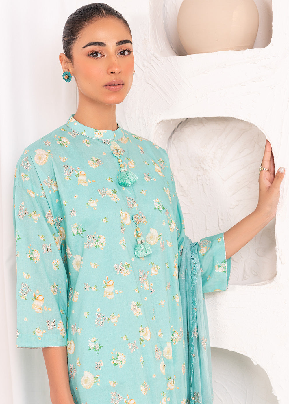 3 Pc Embroidered Lawn Viscose Suit With Poly Net Dupatta