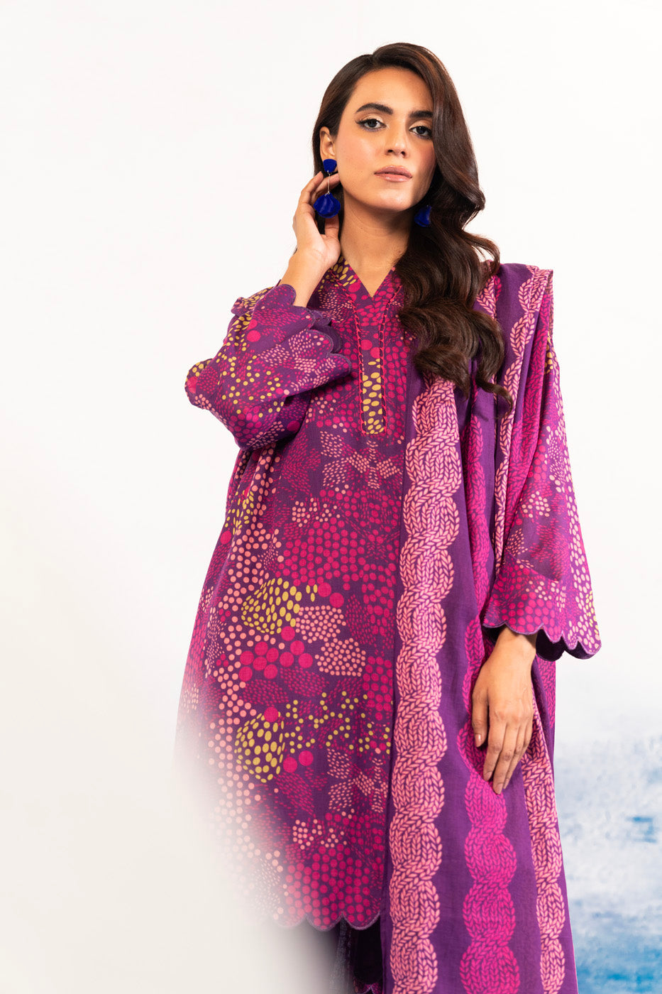 2 Pc Printed Silver Lawn Shirt With Lawn Dupatta