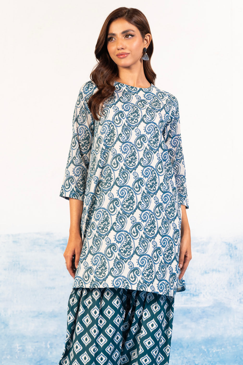 2 Pc Printed Silver Lawn Shirt With Cambric Trouser