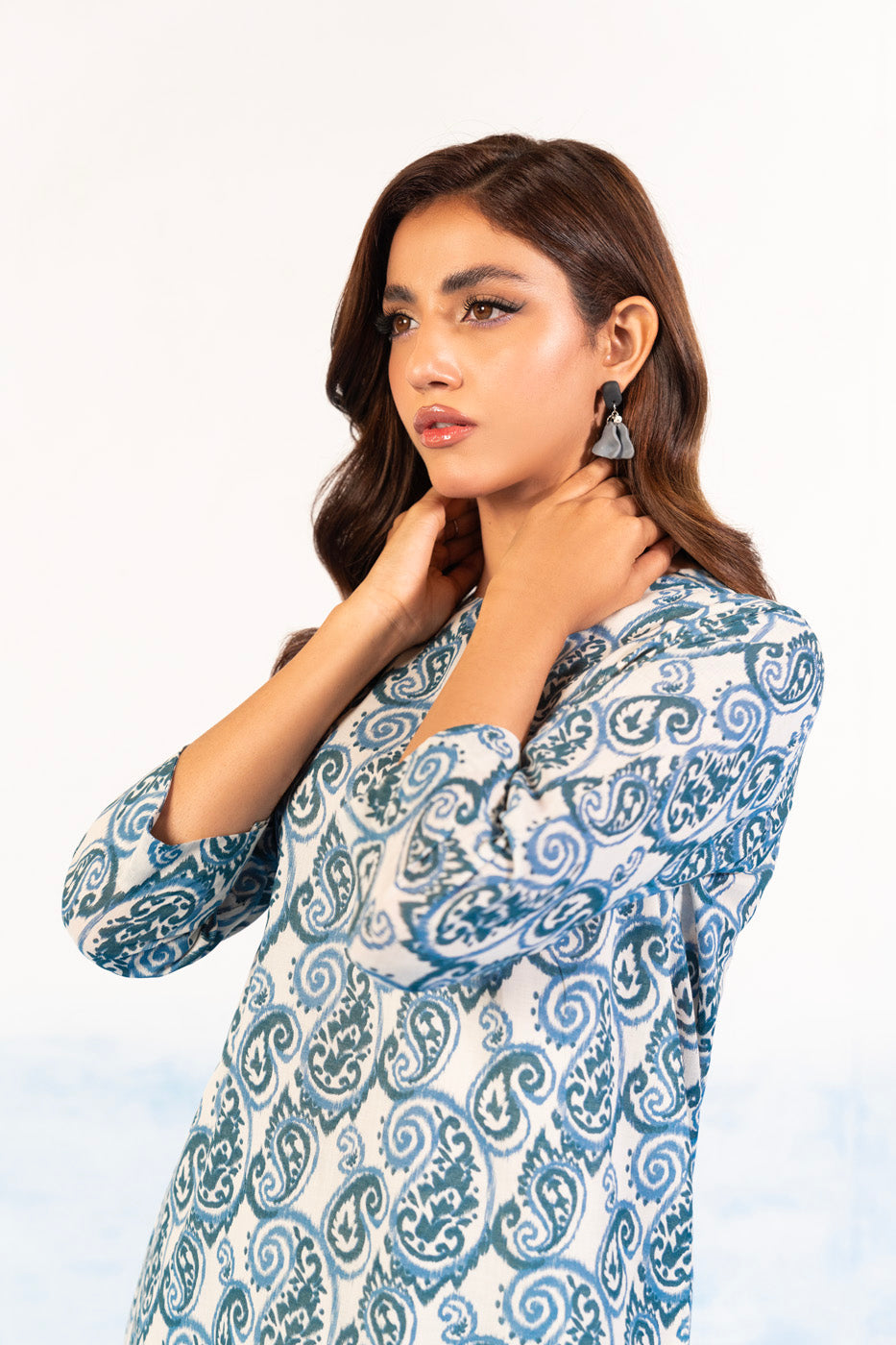 2 Pc Printed Silver Lawn Shirt With Cambric Trouser