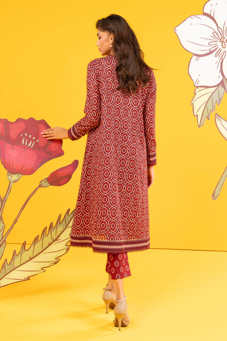 2 Pc Printed Lawn Shirt With Cambric Trouser