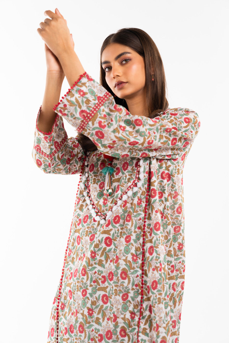 2 Pc Printed Lawn Shirt With Cambric Trouser