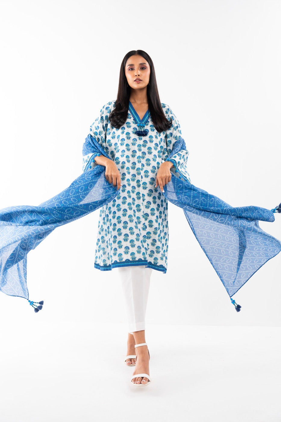 2 Pc Printed Lawn Shirt With Lawn Dupatta