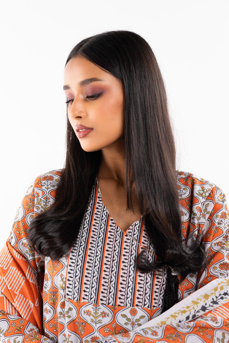 2 Pc Printed Lawn Shirt With Lawn Dupatta