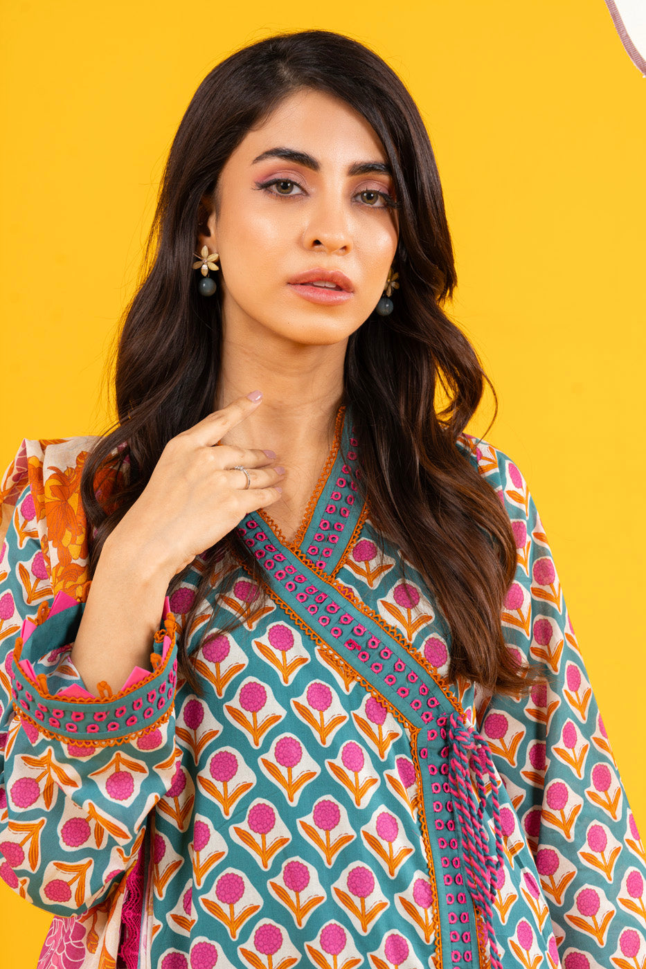 2 Pc Printed Lawn Shirt With Lawn Dupatta