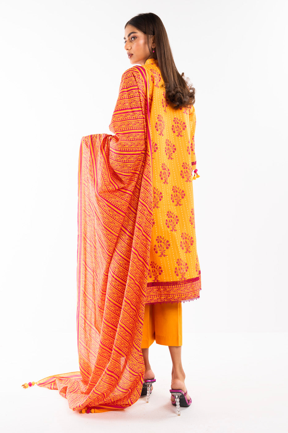 2 Pc Printed Lawn Shirt With Lawn Dupatta