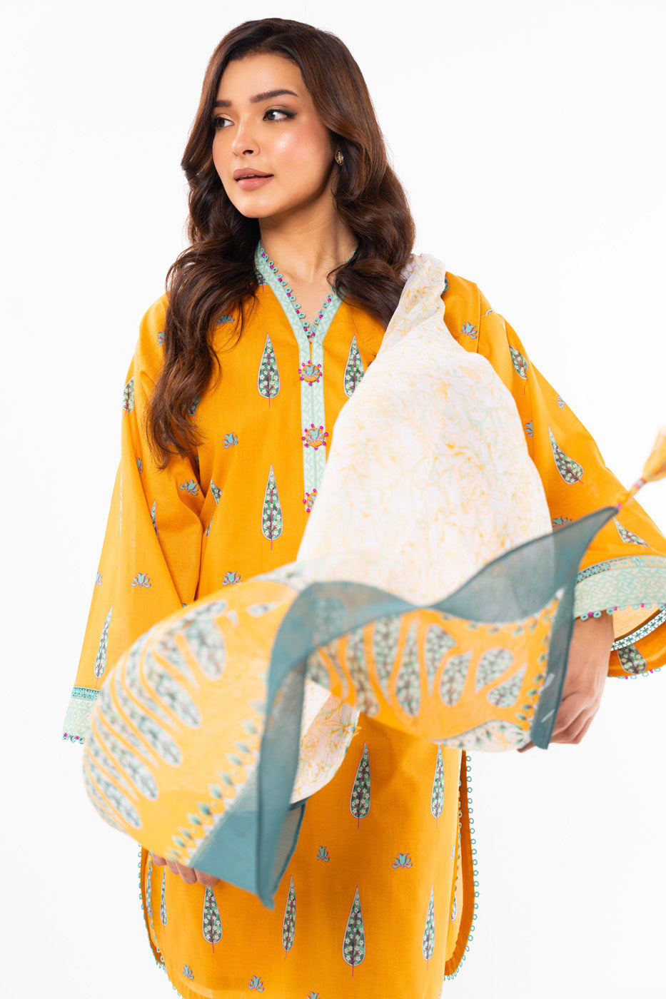 3 Pc Printed Lawn Suit With Chiffon Dupatta