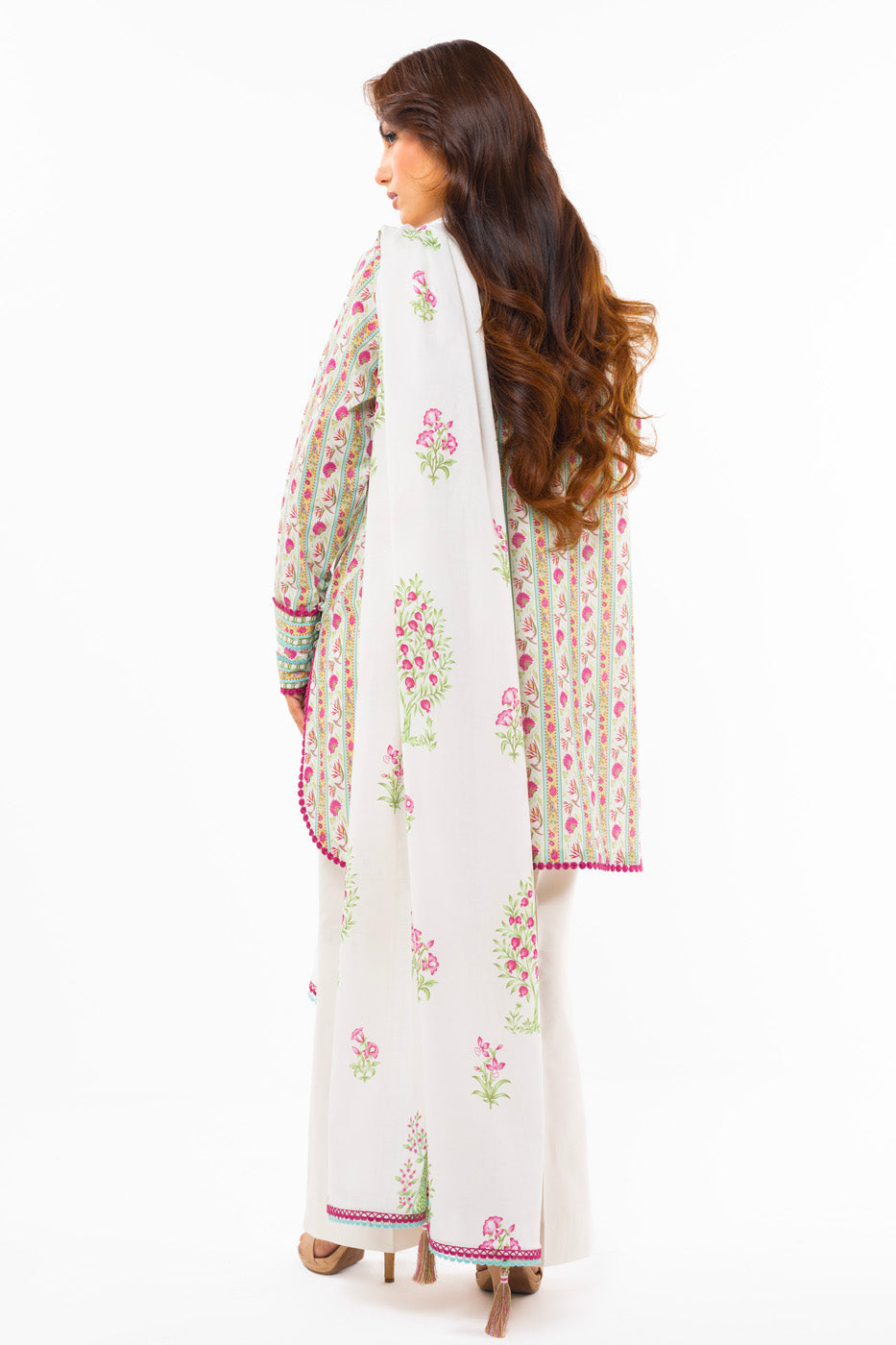 3 Pc Printed Lawn Suit With Lawn Dupatta