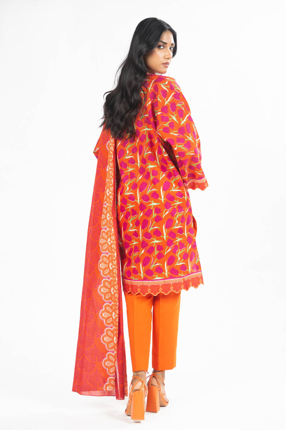 3 Pc Printed Lawn Suit With Lawn Dupatta