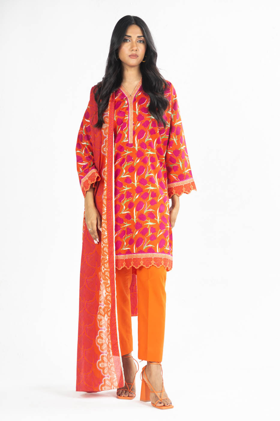 3 Pc Printed Lawn Suit With Lawn Dupatta