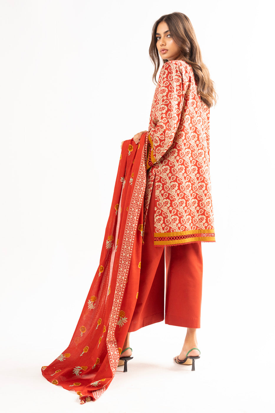 3 Pc Printed Lawn Suit With Lawn Dupatta