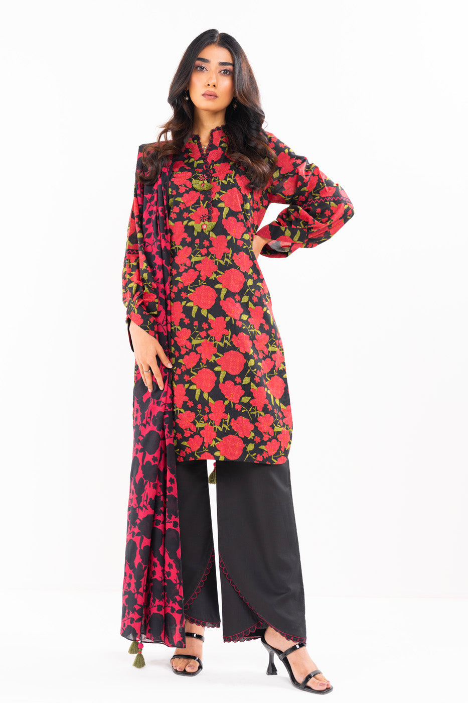 3 Pc Printed Lawn Suit With Lawn Dupatta