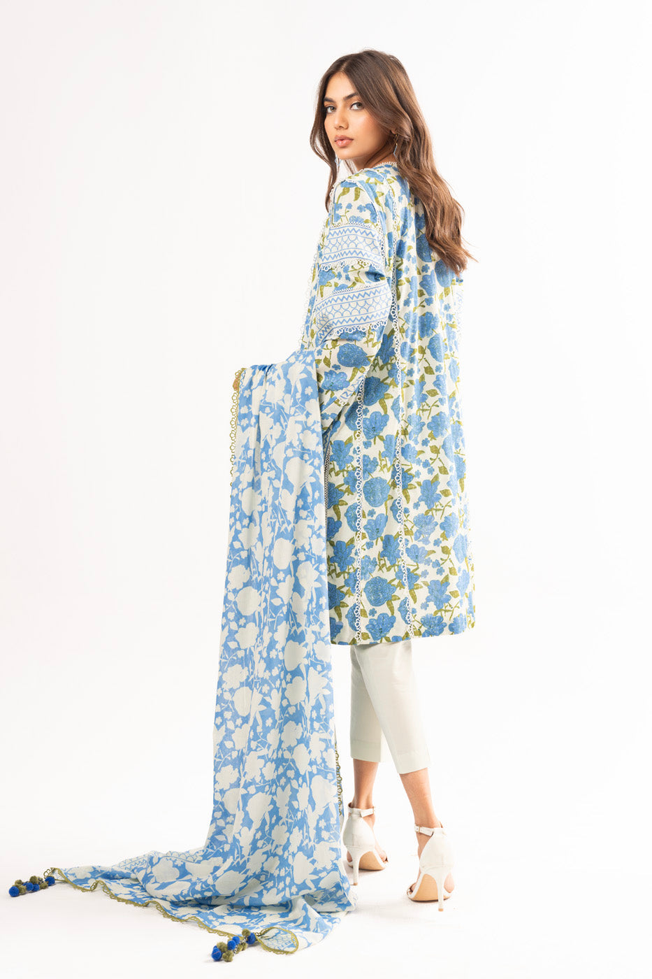 3 Pc Printed Lawn Suit With Lawn Dupatta