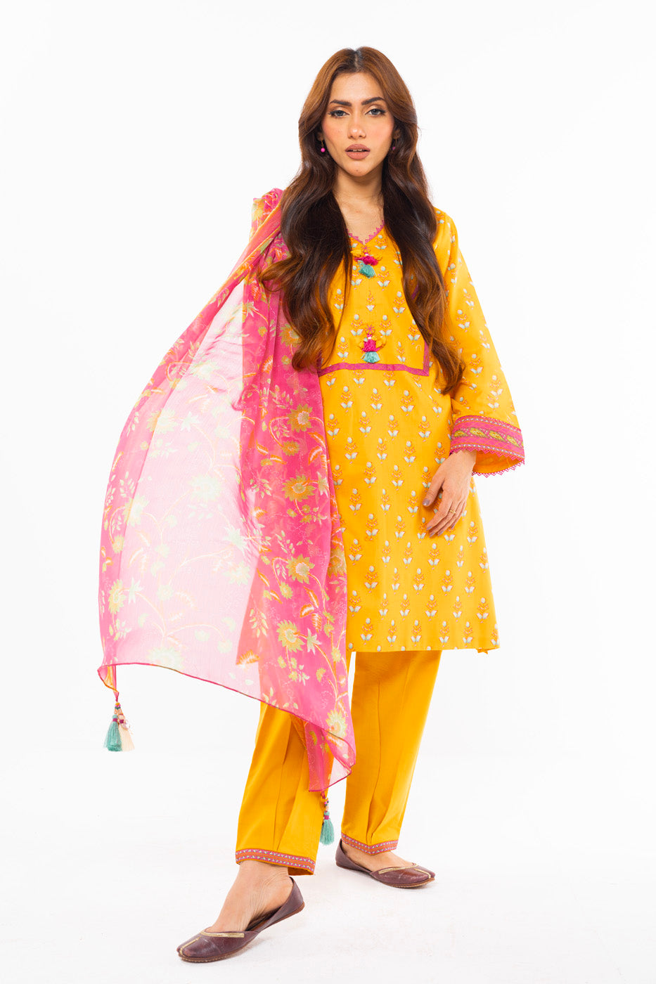 3 Pc Printed Lawn Suit With Chiffon Dupatta