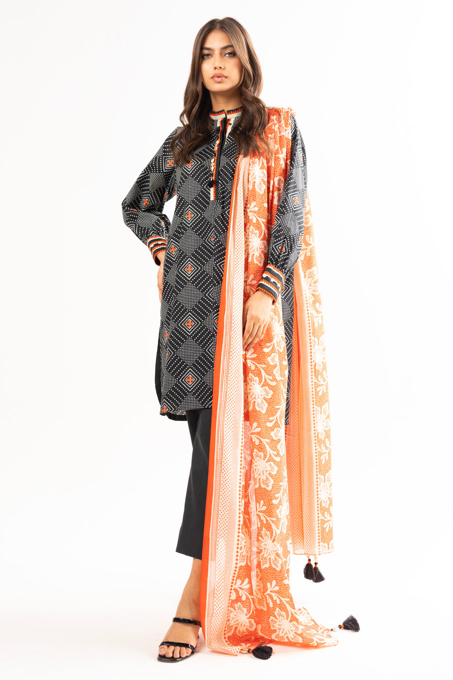 3 Pc Printed Lawn Suit With Lawn Dupatta