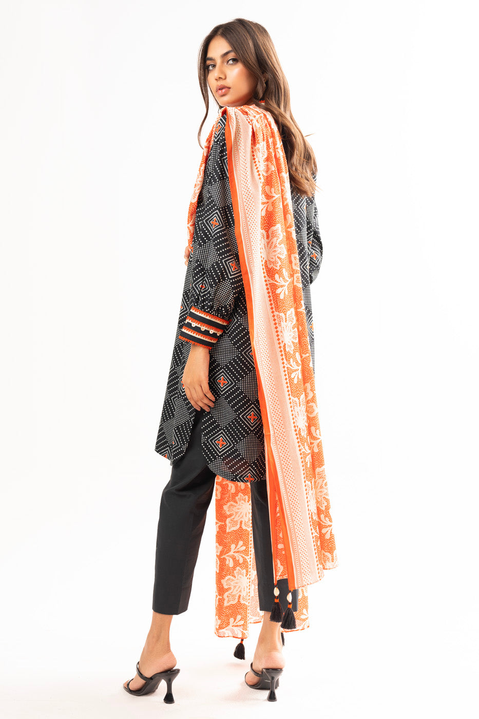 3 Pc Printed Lawn Suit With Lawn Dupatta